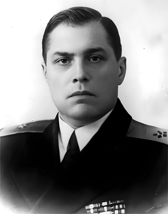 контр-адмирал Сергеев Н.Д.