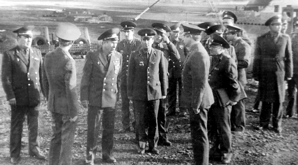 Генерал армии Третьяк И.М. в боевых порядках 4-й дивизии ПВО
