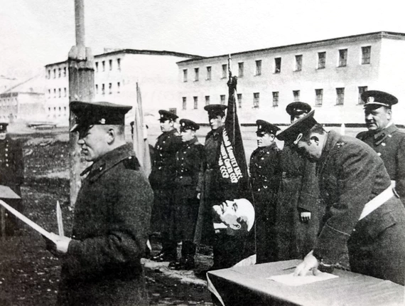 Прием присяги в полку