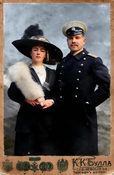 Г. Я. Седов с женой В. В. Седовой (Май-Маевской) Г. Я. Седов с женой В. В. Седовой (Май-Маевской)