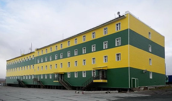 Комплексное здание общежития «Горняк» и штаба
испытательной станции