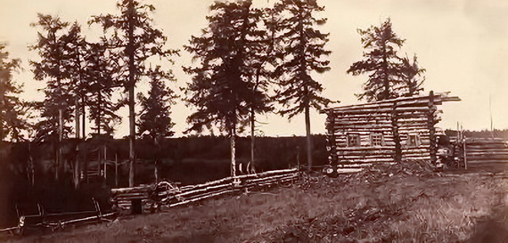 Охотничья избушка около Хабарихи