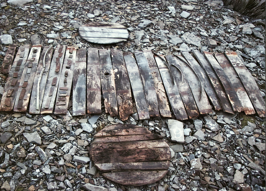 Доски от бочек из продовольственного депо австро-венгерской экспедиции