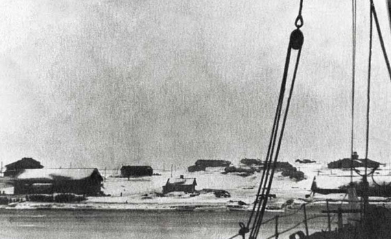 Белушья губа - столица Новой Земли. Вид с парохода МГЛА. 1949 г.