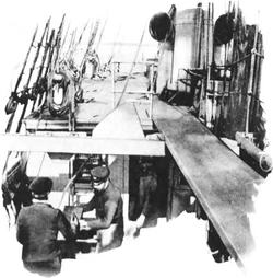 Les canots prets a mouiller