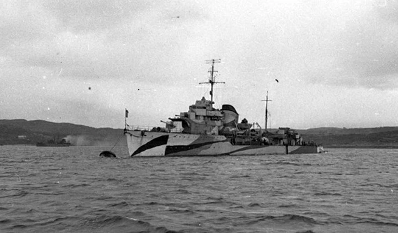 Эсминец «Гремящий» в Архангельске